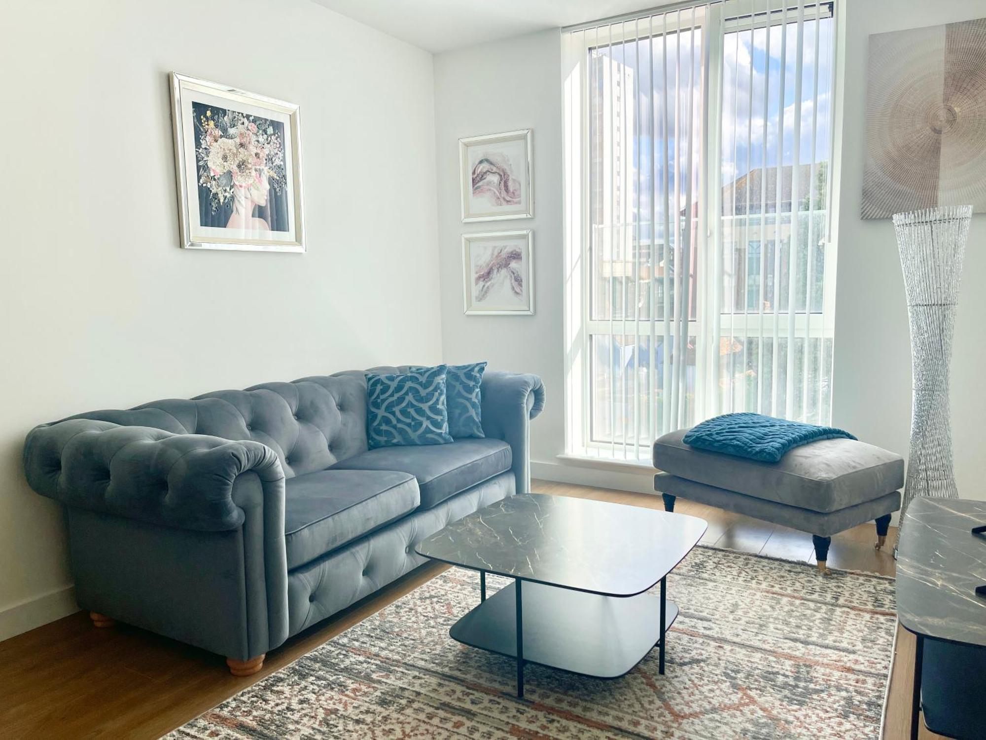 Urban Gateway Spacious Apartment With Free Parking Bracknell Kültér fotó
